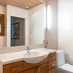 2ndhomes Center 2br 103 M2 Deluxe With Sauna And Balcony *