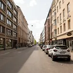 2ndhomes Center 2br 103 M2 Deluxe With Sauna And Balcony Apartament Helsinki