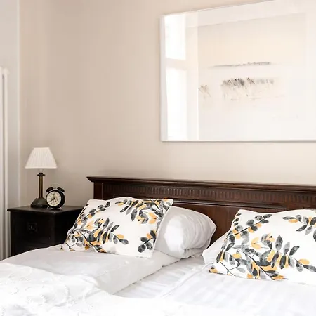 2ndhomes Center 2br 103 M2 Deluxe With Sauna And Balcony Helsinki